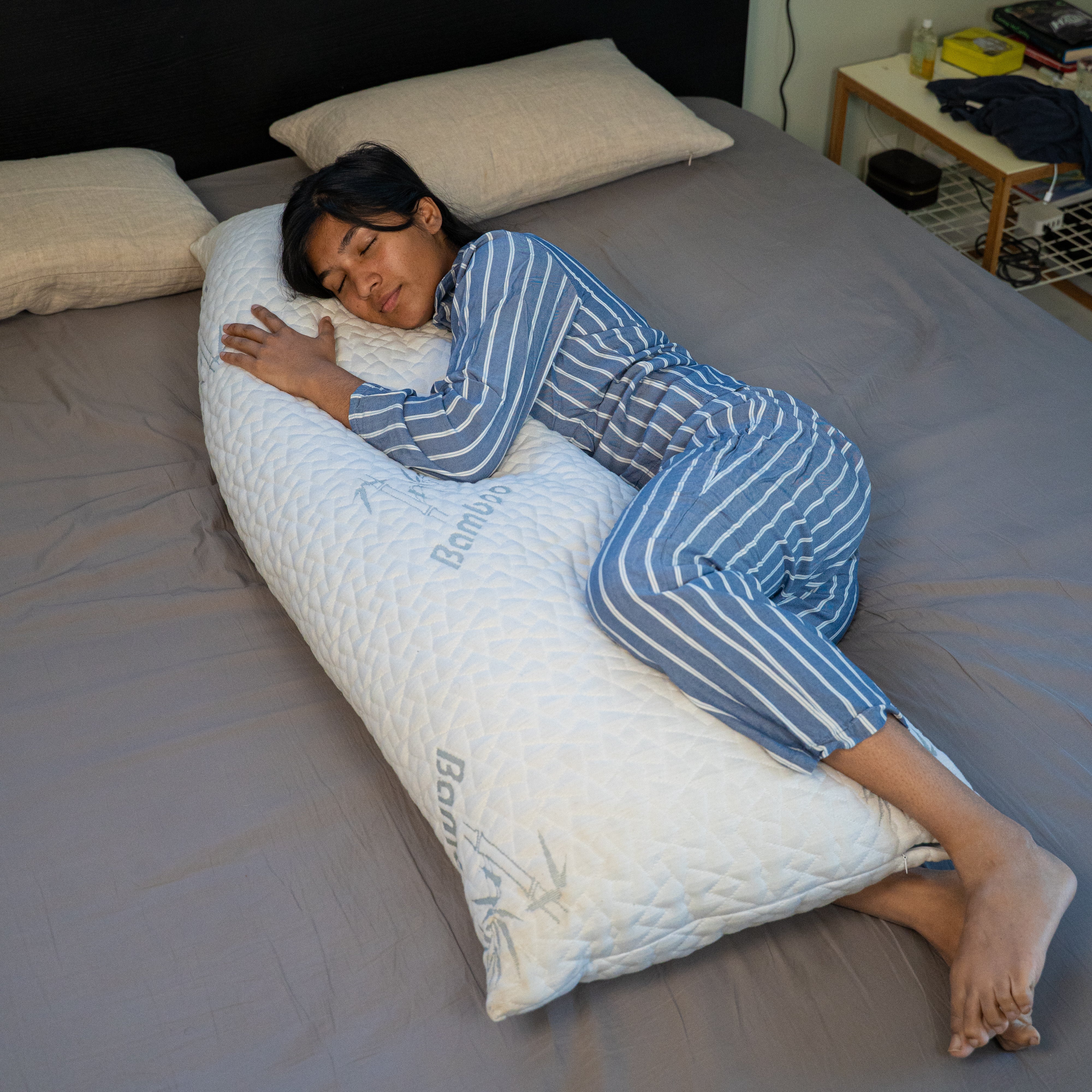 145 x 50 cm, Luksus Body Pillow med Bambus Cover og Memory Foam