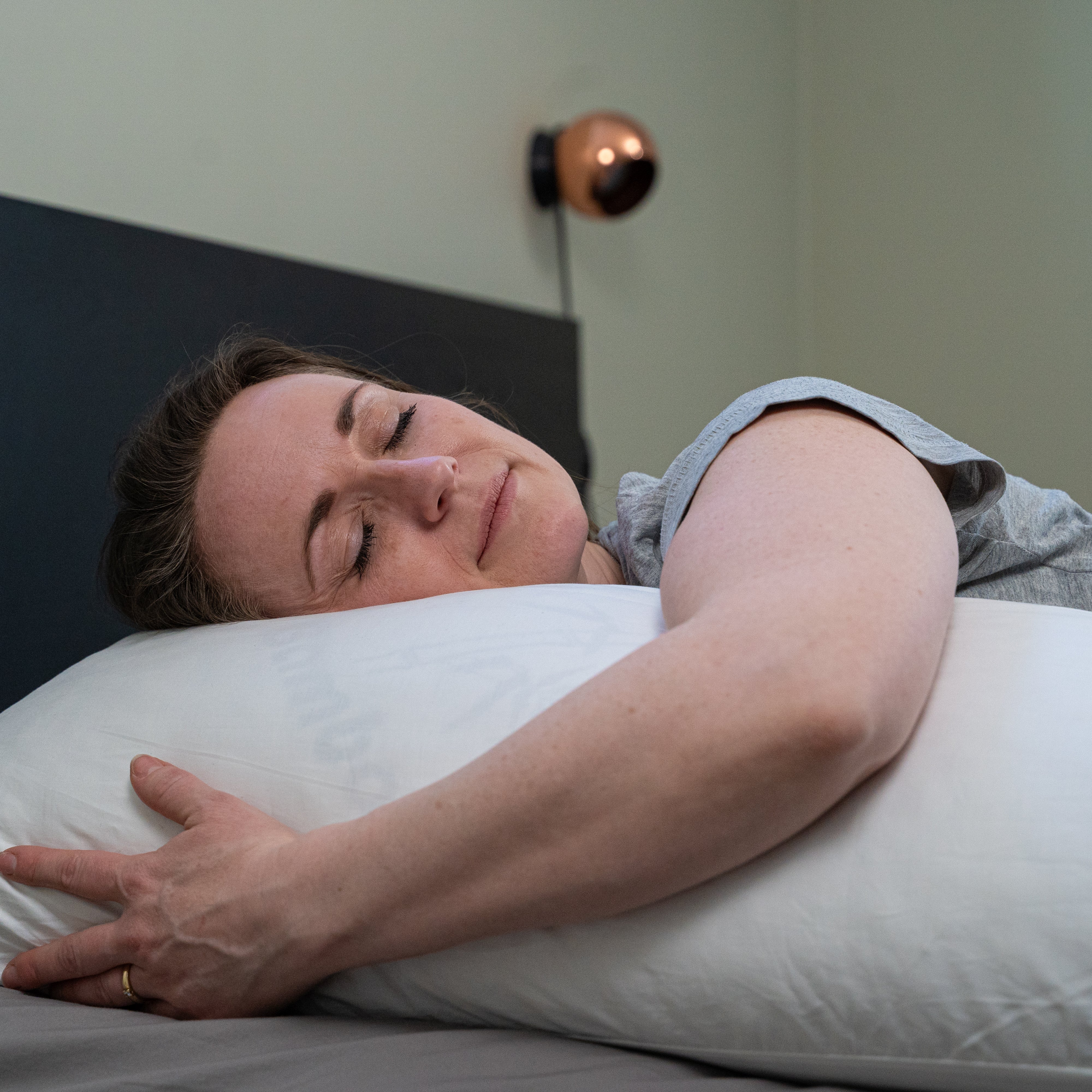 145 x 50 cm, Luksus Body Pillow med Bambus Cover og Memory Foam